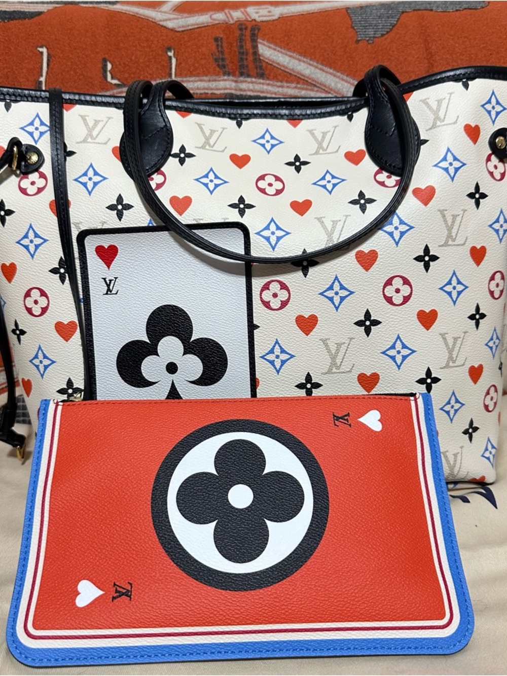 LOUIS VUITTON❤️🌟GAME ON NEVERFULL MM MULTICOLOR HEART & PLAYING CARD W/ POUCH⭐️ - Picture 16 of 16